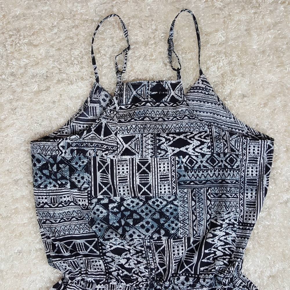 Blue Island Abstract Geometric Print Romper - Picture 5 of 7